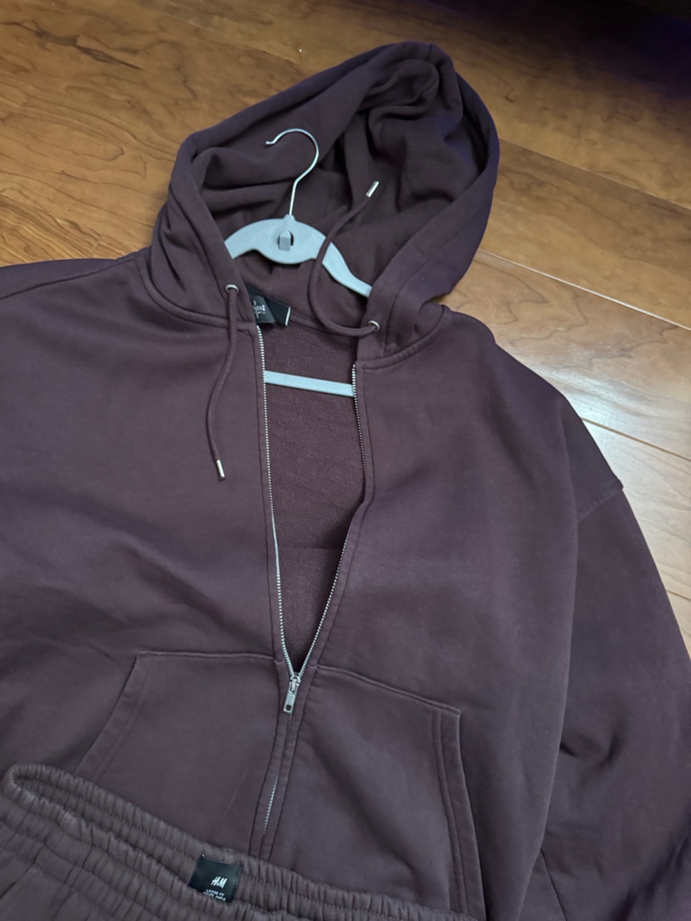 H&M Mens Dark Plum Zip-Up Hoodie L top M bottom Relaxed fit